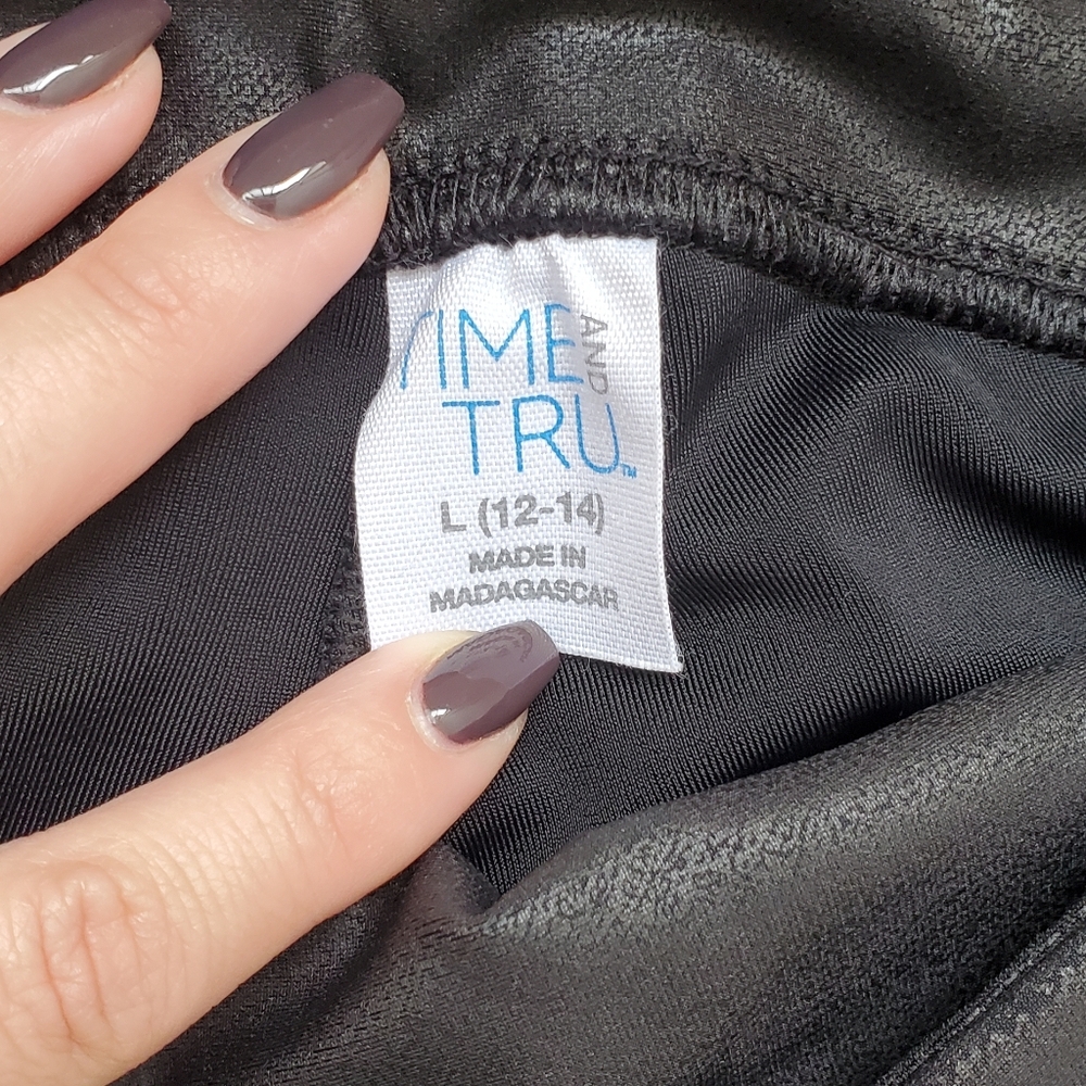 Time and Tru Shiny Pleather Black Leggings - Picture 2 of 2
